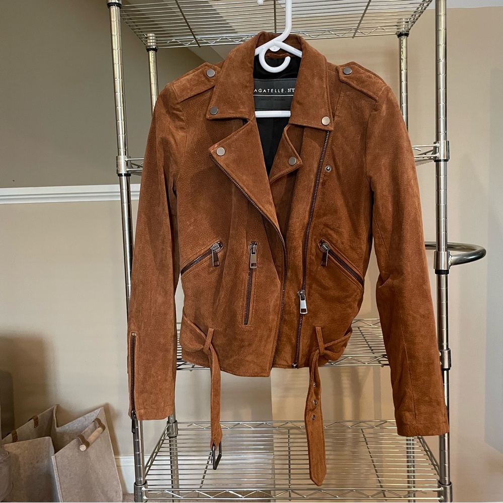 Bagatelle, NYC brown suede leather motorcycle jacket, sz S